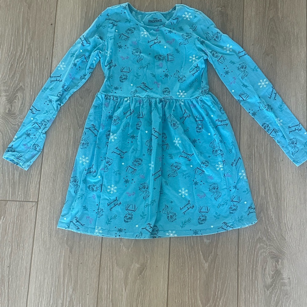 Dress bundle SIX DRESSES! All Size 10, 10/12. EUC. Smoke free/pet friendly home.